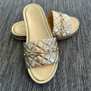 Vince Camuto Kallin Wedge Sandals Gold Egyptian NWT Slides HSN Metallic